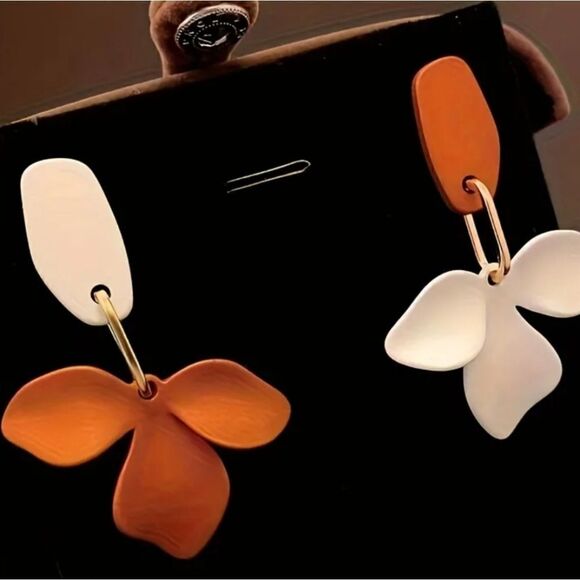 Handmade Plating Colorful Petal Drop Earrings White and Orange - Picture 2 of 6